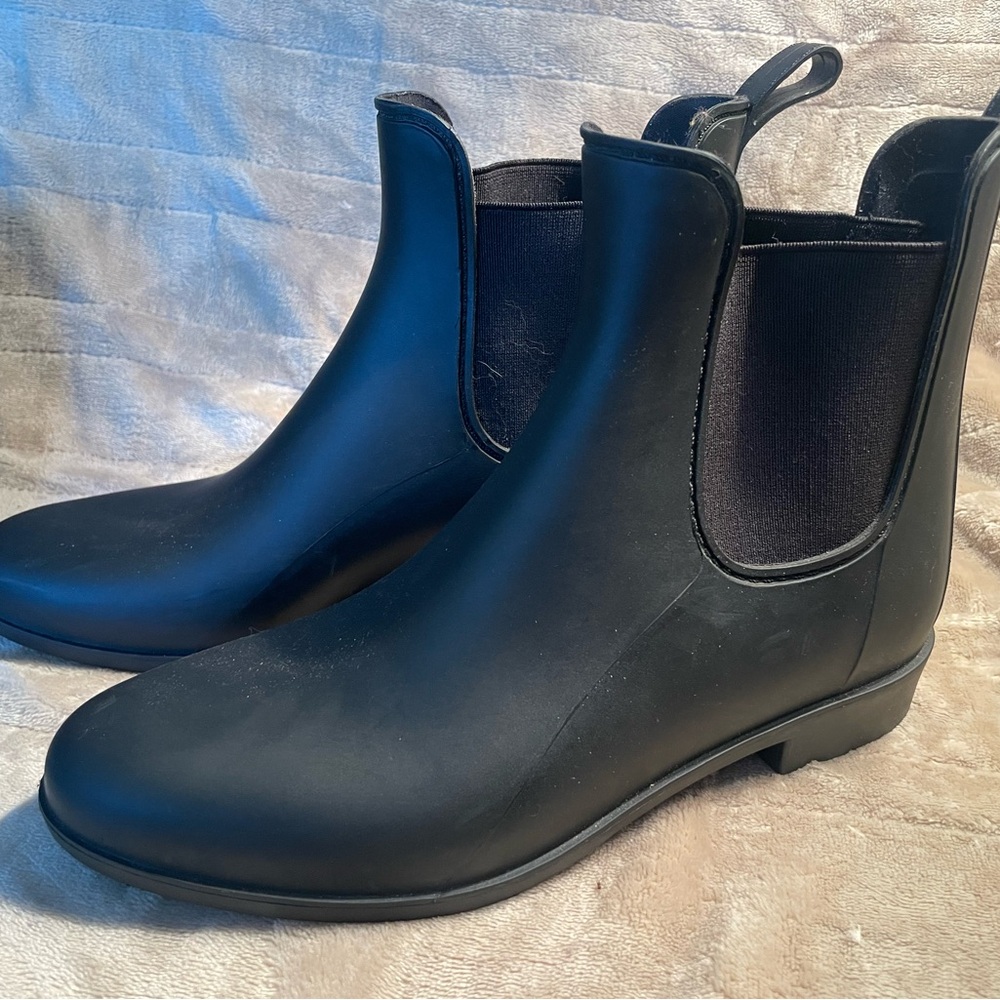 J Crew matte Waterproof Chelsea Rain Boots